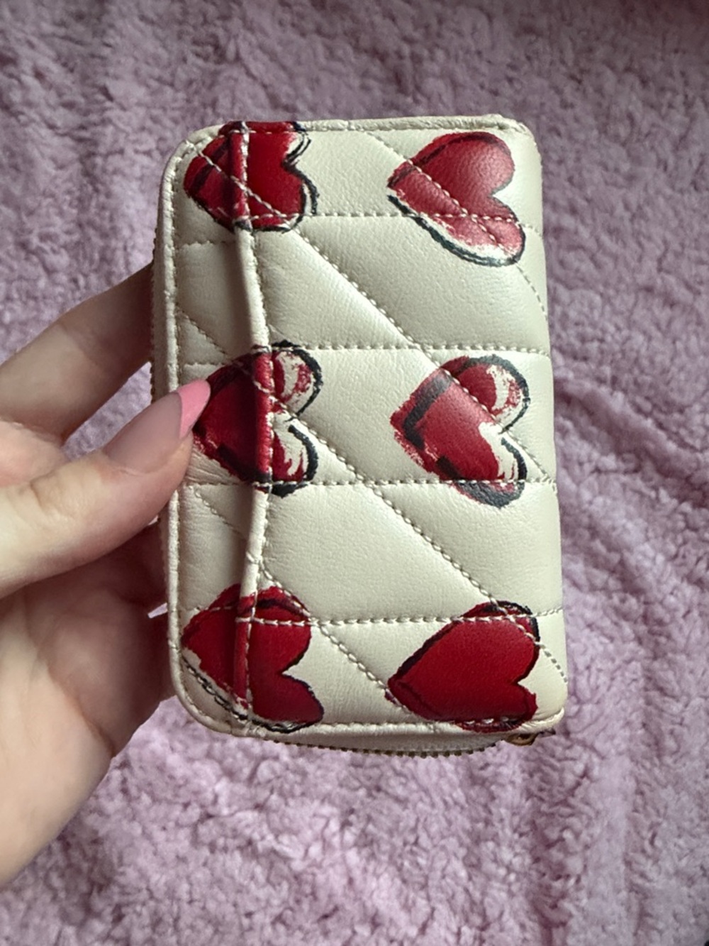 Coach Quilted Heart Zip Card Case Wallet - White and Red - Picture 3 of 3